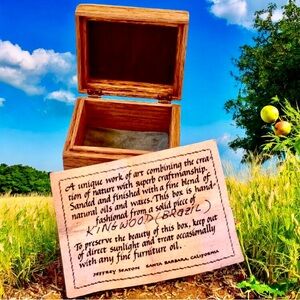 Vintage '78 Wood Trinket Box Artist Signed Gruenberg KINGWOOD FROM BRAZIL